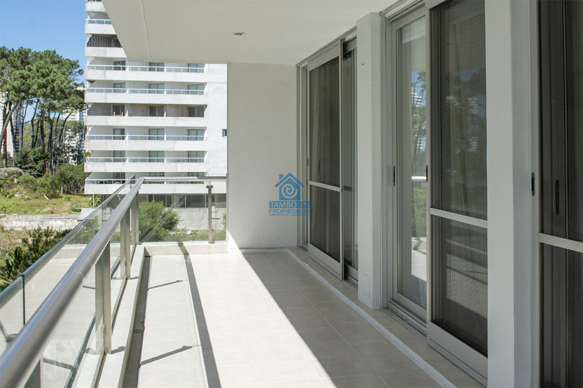 Apartamento ID.1150 - Apartamento en Venta de 2 dormitorios en Punta del Este  
