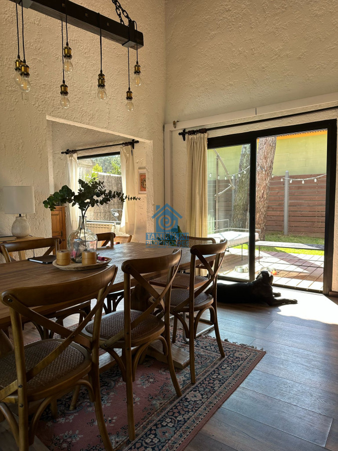 Casa ID.739 - Vende Casa de 4 dormitorios + Plus en Pinares, Punta del Este 