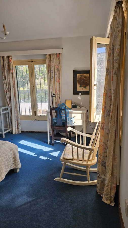 Casa ID.294 - Importante residencia frente al mar en venta.