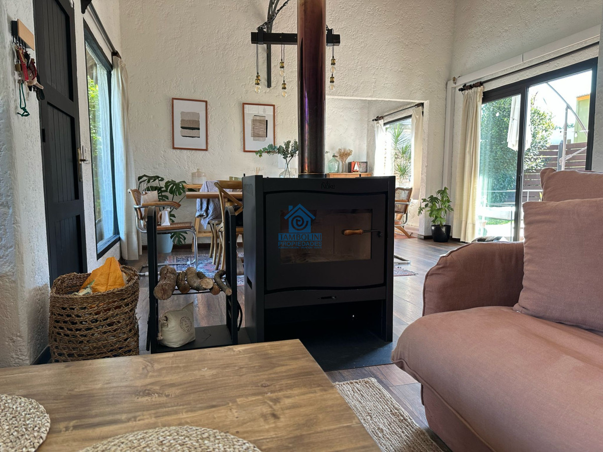 Casa ID.739 - Vende Casa de 4 dormitorios + Plus en Pinares, Punta del Este 