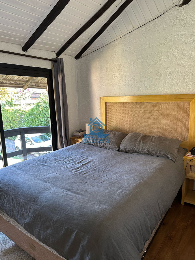 Casa ID.739 - Vende Casa de 4 dormitorios + Plus en Pinares, Punta del Este 
