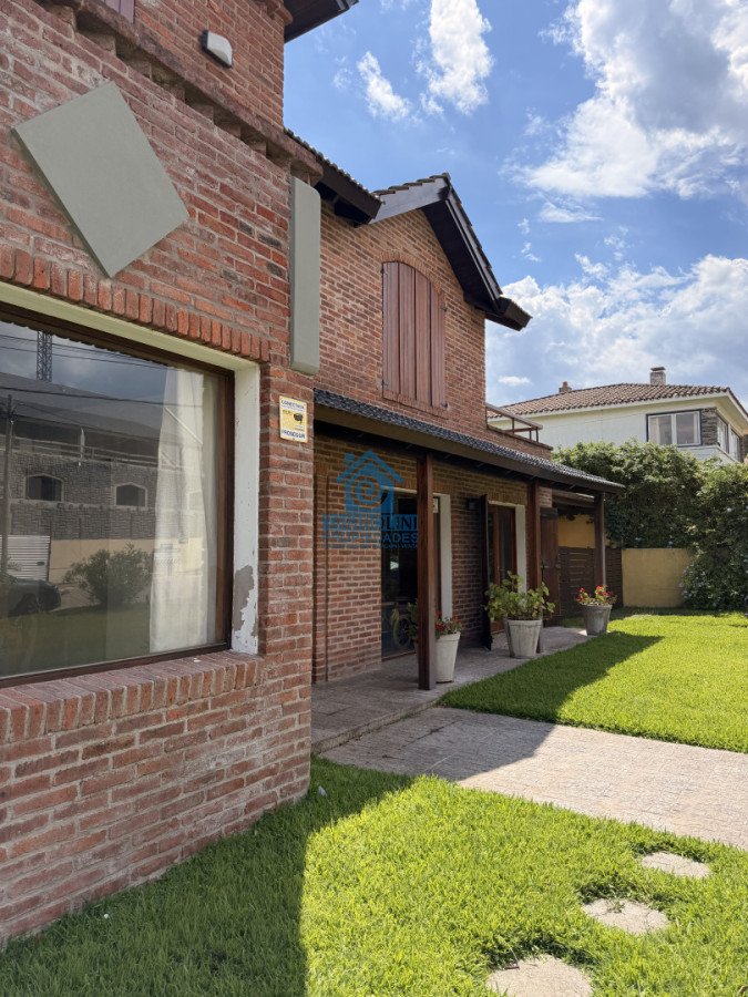 Casa ID.1043 - Vende hermosa casa en san rafael , cerca del mar, Punta del Este