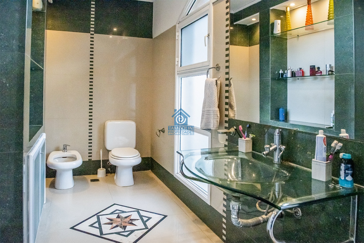 Casa ID.464 - Casa en Venta de 4 dormitorios en San Rafael , Punta del este 