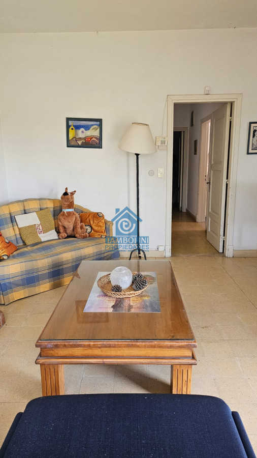 Casa ID.294 - Importante residencia frente al mar en venta.