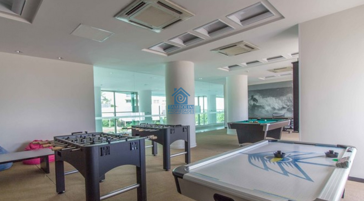 Apartamento ID.823 - PRIMERA LINEA PUNTA DEL ESTE, PLAYA MANSA- TORRE AQUARELLA