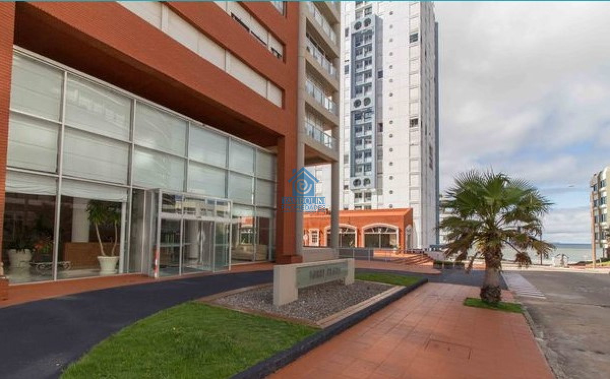 Apartamento ID.1125 - Apartamento en Venta de 3 dormitorios en Península , Punta del este 