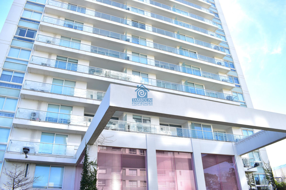 Apartamento ID.1095 - Apartamento en venta de 1 dormitorios a pasos del shopping en Punta del Este.