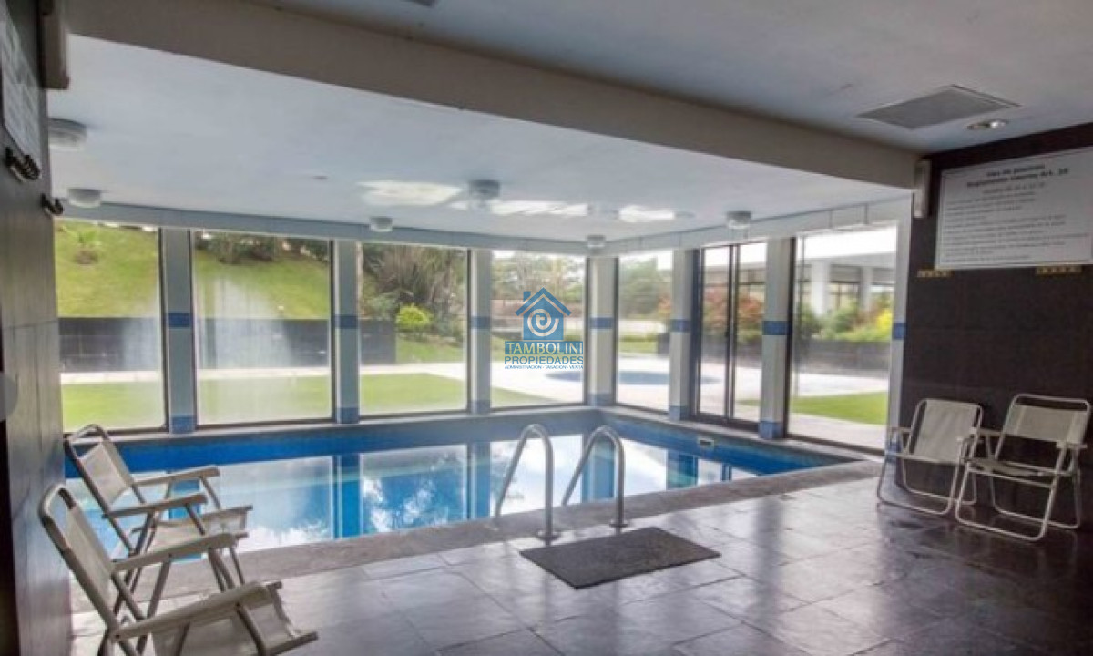 Apartamento ID.1228 - Vende apto de 2 dormitorios con vista al mar en Punta del este