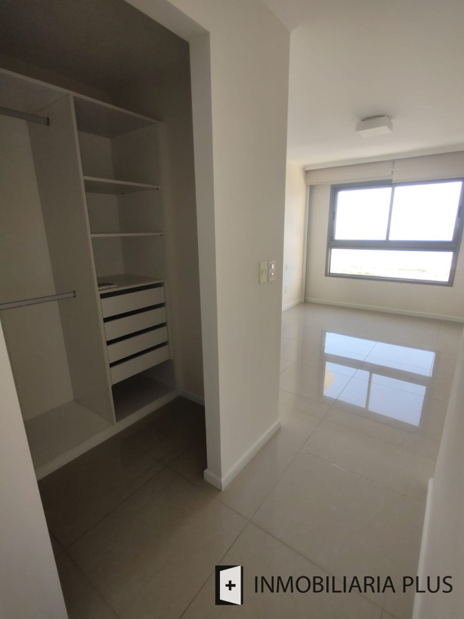 Apartamento ID.726 - Venta de Departamento de 2 dormitorios en el complejo Torre Imperial C726B