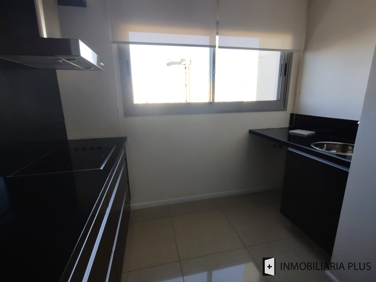Apartamento ID.726 - Venta de Departamento de 2 dormitorios en el complejo Torre Imperial C726B
