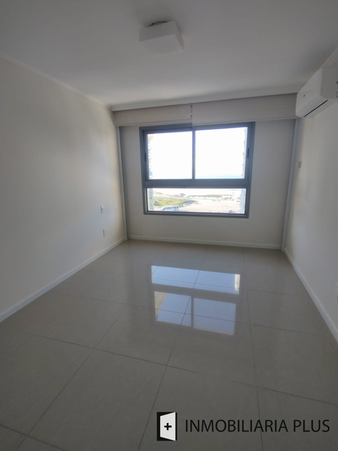 Apartamento ID.726 - Venta de Departamento de 2 dormitorios en el complejo Torre Imperial C726B