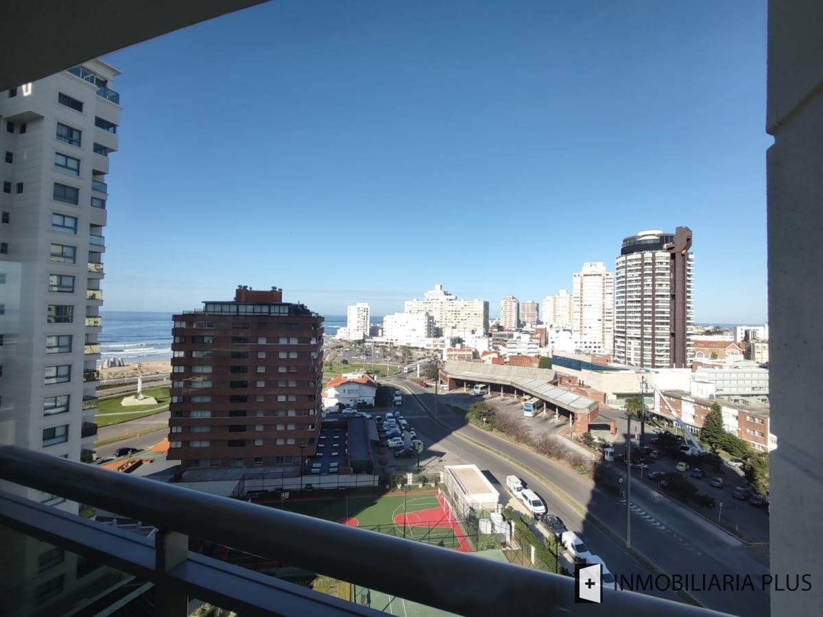 Apartamento ID.726 - Venta de Departamento de 2 dormitorios en el complejo Torre Imperial C726B