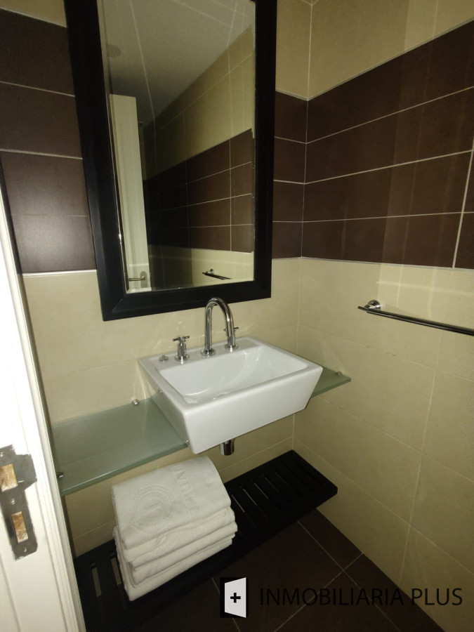 Apartamento ID.726 - Venta de Departamento de 2 dormitorios en el complejo Torre Imperial C726B