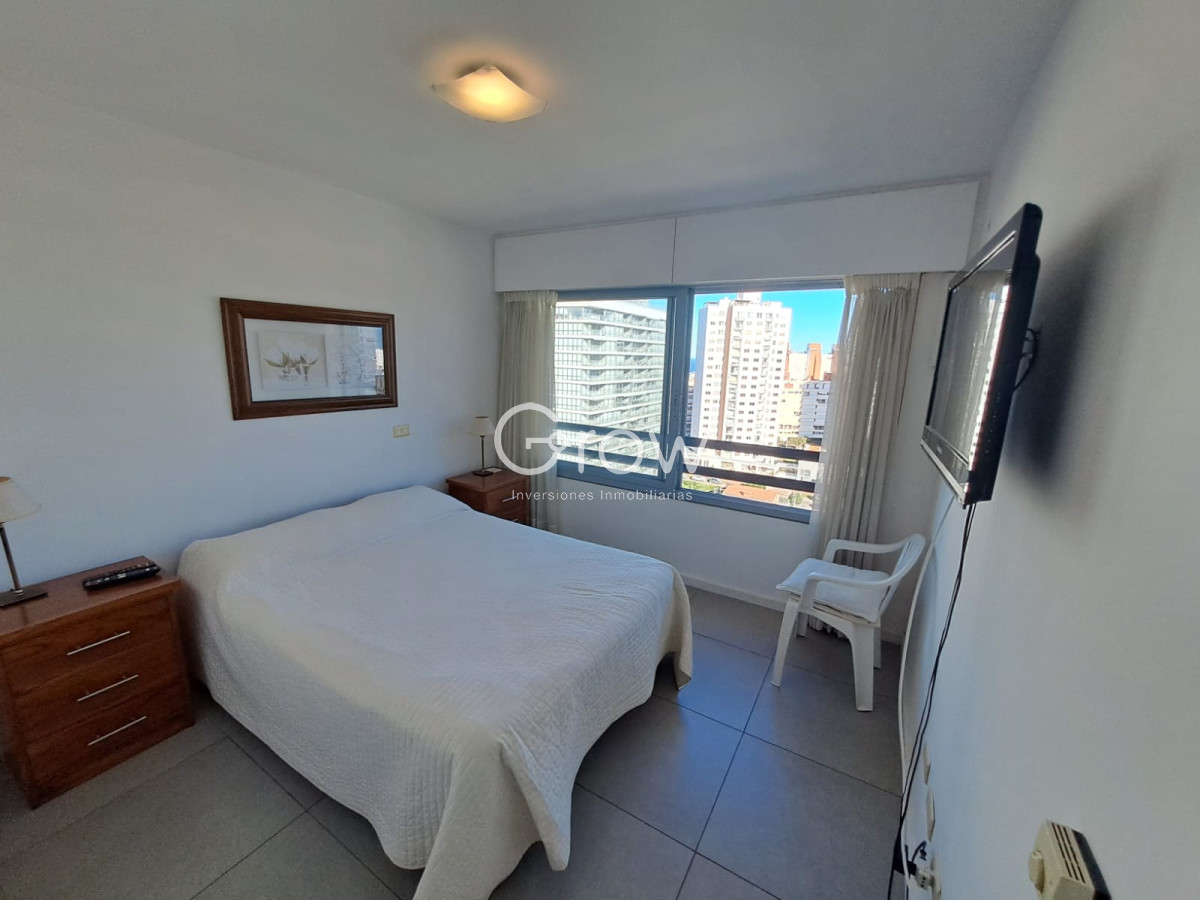 Apartamento ID.2489 - Venta de apartamento 2 dormitorios en Punta del Este