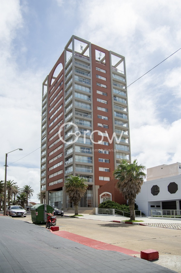 Apartamento ID.1934 - Apartamento en Venta de 2 dormitorios en Peninsula , Punta del este 