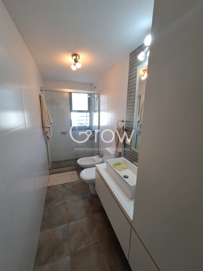 Apartamento ID.2489 - Venta de apartamento 2 dormitorios en Punta del Este