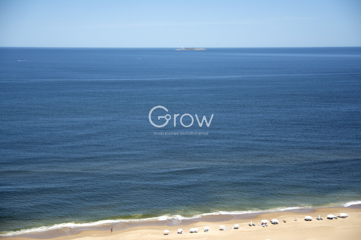 Apartamento ID.3304 - Espectacular planta en LE PARC III, Esquinero en venta