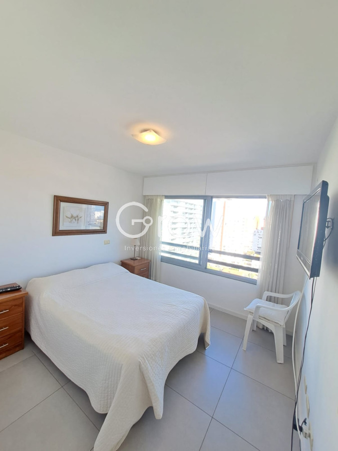Apartamento ID.2489 - Venta de apartamento 2 dormitorios en Punta del Este