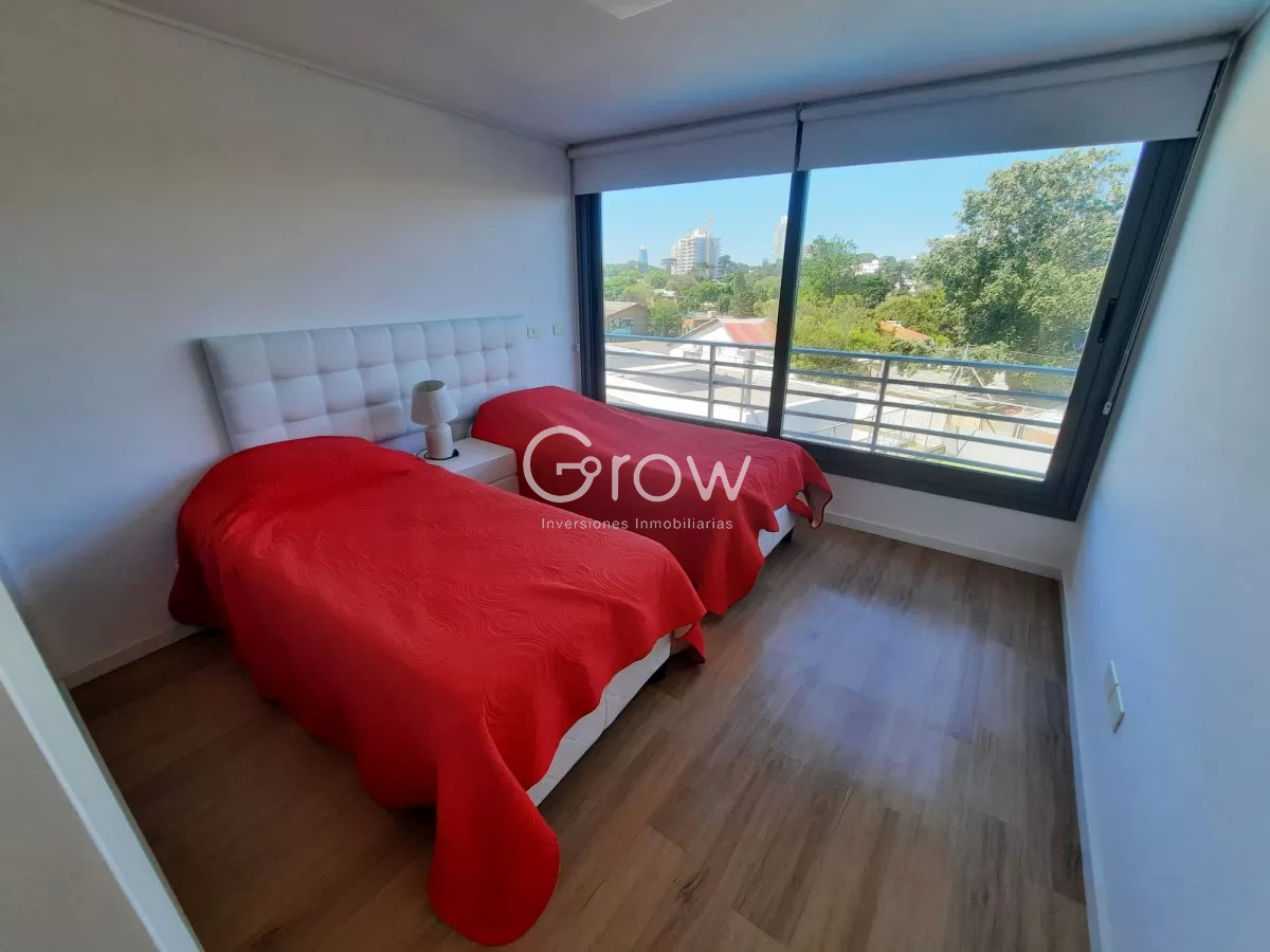 Apartamento ID.740 - Hermoso Departamento de 2 dormitorios en venta en edificio Alexander Boulevard