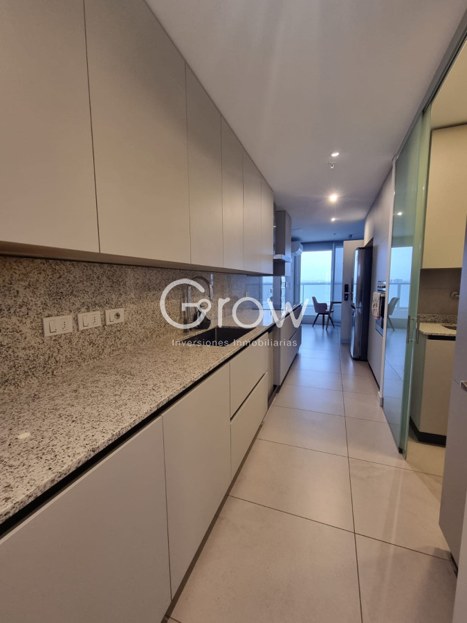 Apartamento ID.3304 - Espectacular planta en LE PARC III, Esquinero en venta