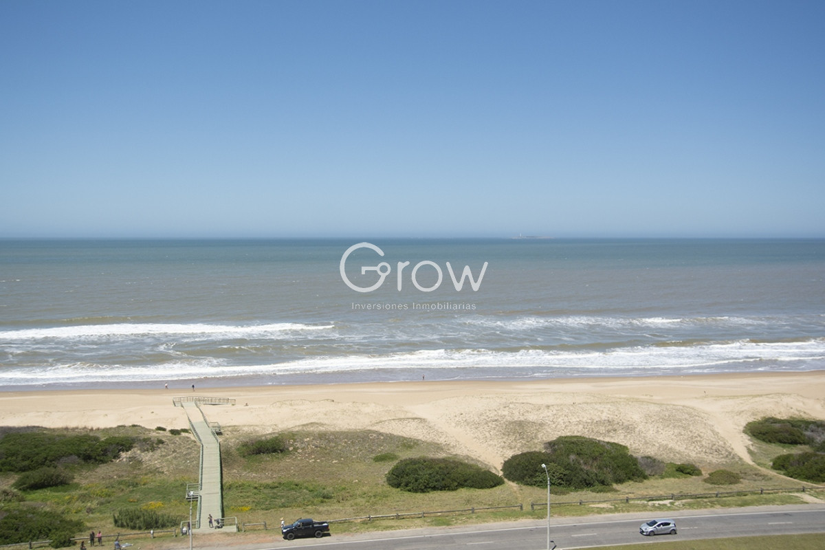 Apartamento ID.3309 - Le Parc III, departamento de 3 dormitorios en venta, Punta del Este