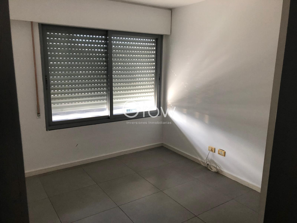 Apartamento ID.2491 - Departamento de 2 dormitorios proximo al mar en venta. 