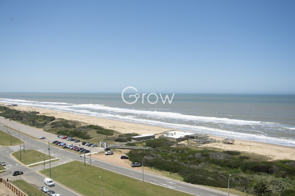 Apartamento ID.3309 - Le Parc III, departamento de 3 dormitorios en venta, Punta del Este