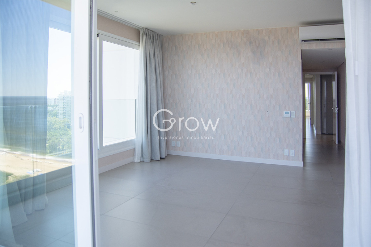 Apartamento ID.3304 - Espectacular planta en LE PARC III, Esquinero en venta
