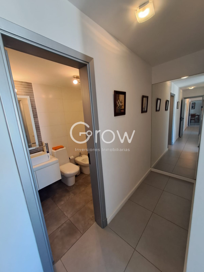 Apartamento ID.2489 - Venta de apartamento 2 dormitorios en Punta del Este