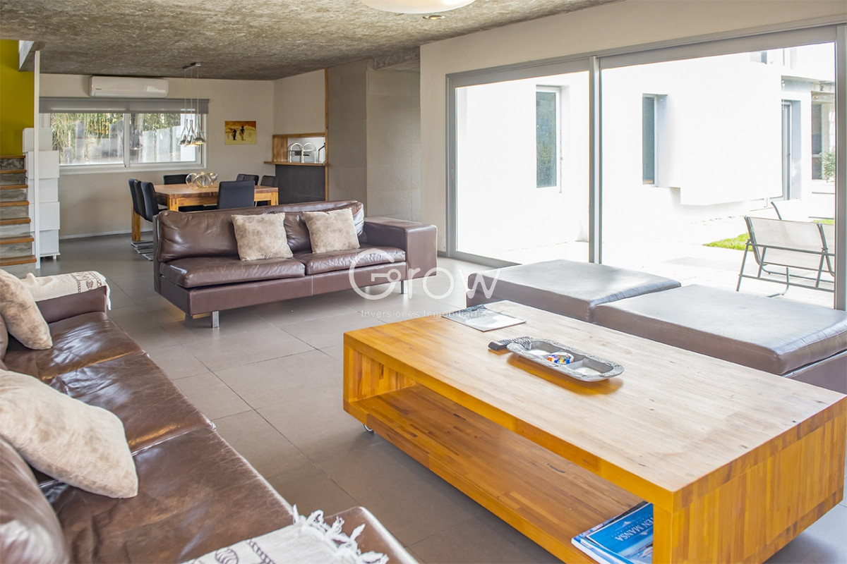 Casa ID.2588 - Casa en Venta, Gran Oportunidad.