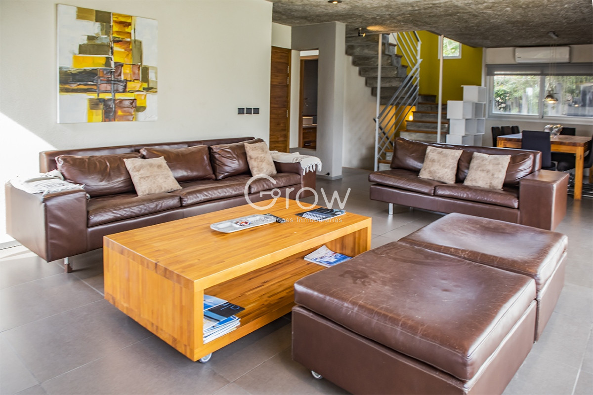 Casa ID.2588 - Casa en Venta, Gran Oportunidad.