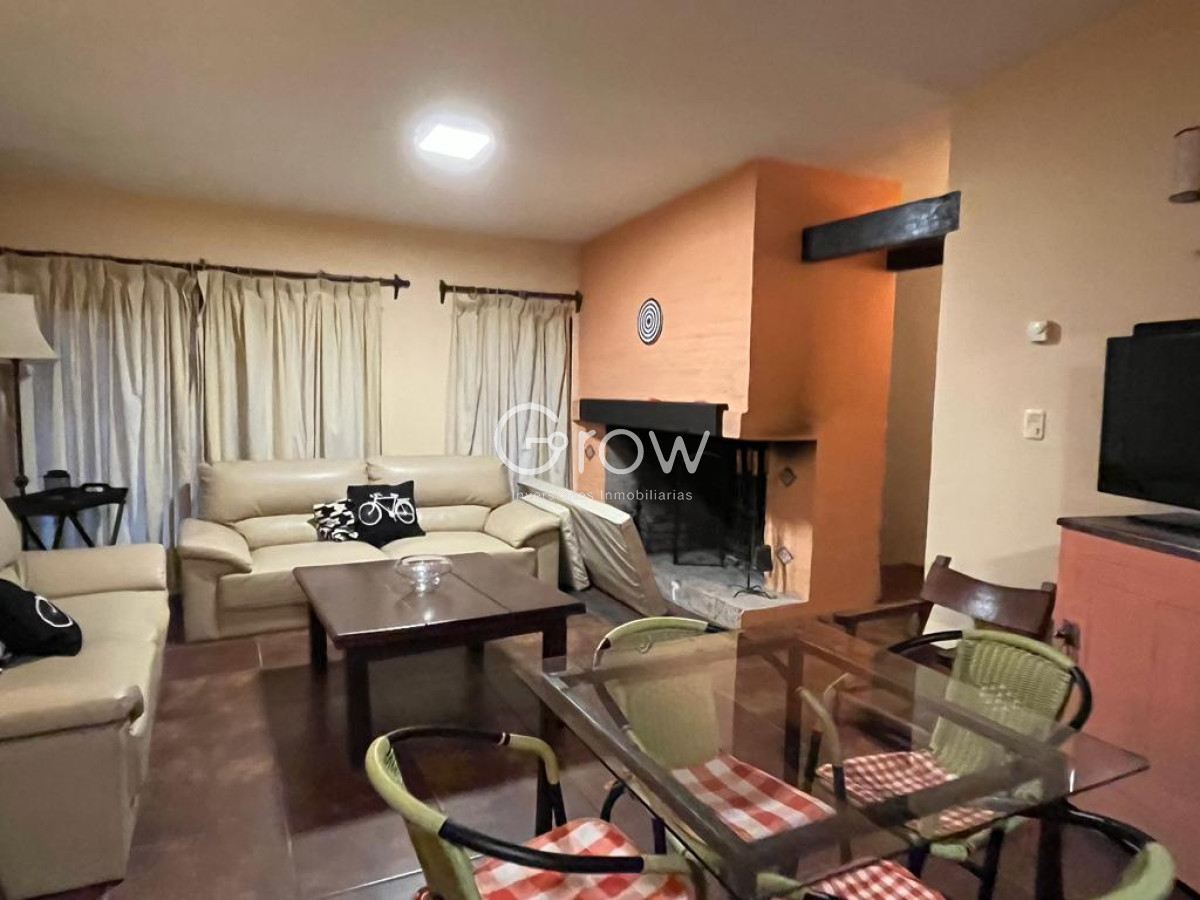 Casa ID.2898 - Hermosa casa en zona pinares a metros de la playa 