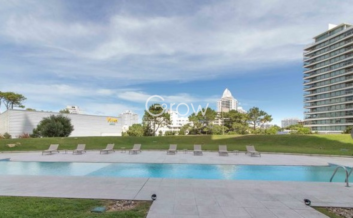 Apartamento ID.3741 - En venta apartamento de 2 dormitorios en Punta del Este, agradable vista