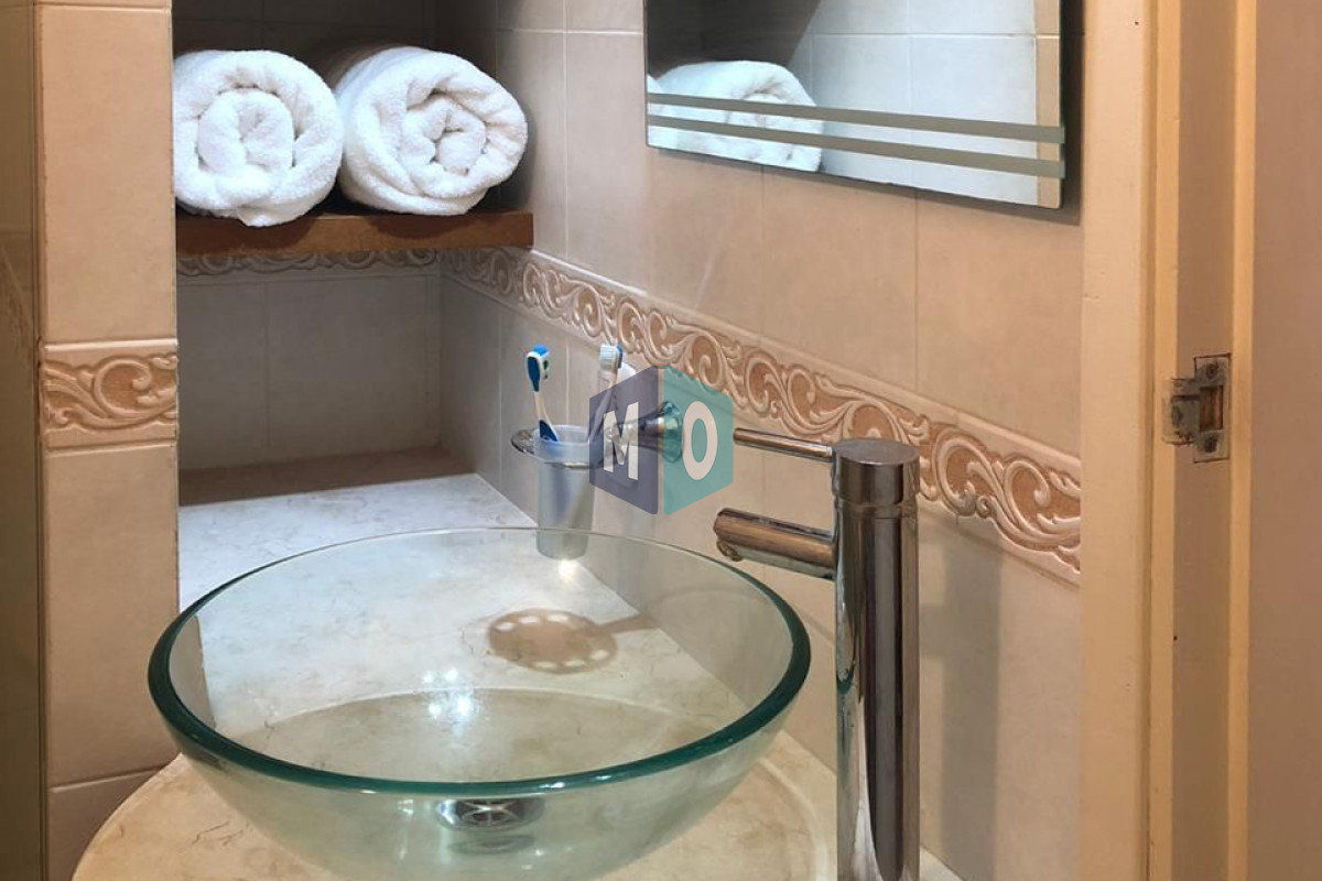 Apartamento ID.372 - Departamento de 3 dormitorio con parrillero en venta , ultimo piso frente al mar, Punta del Este