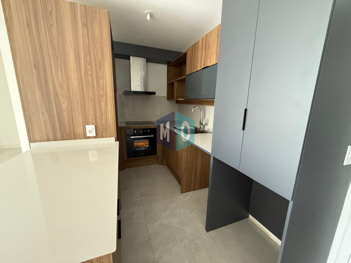 Apartamento ID.1174 - Vende apartamento de 1 dormitorio y medio en Punta del Este 