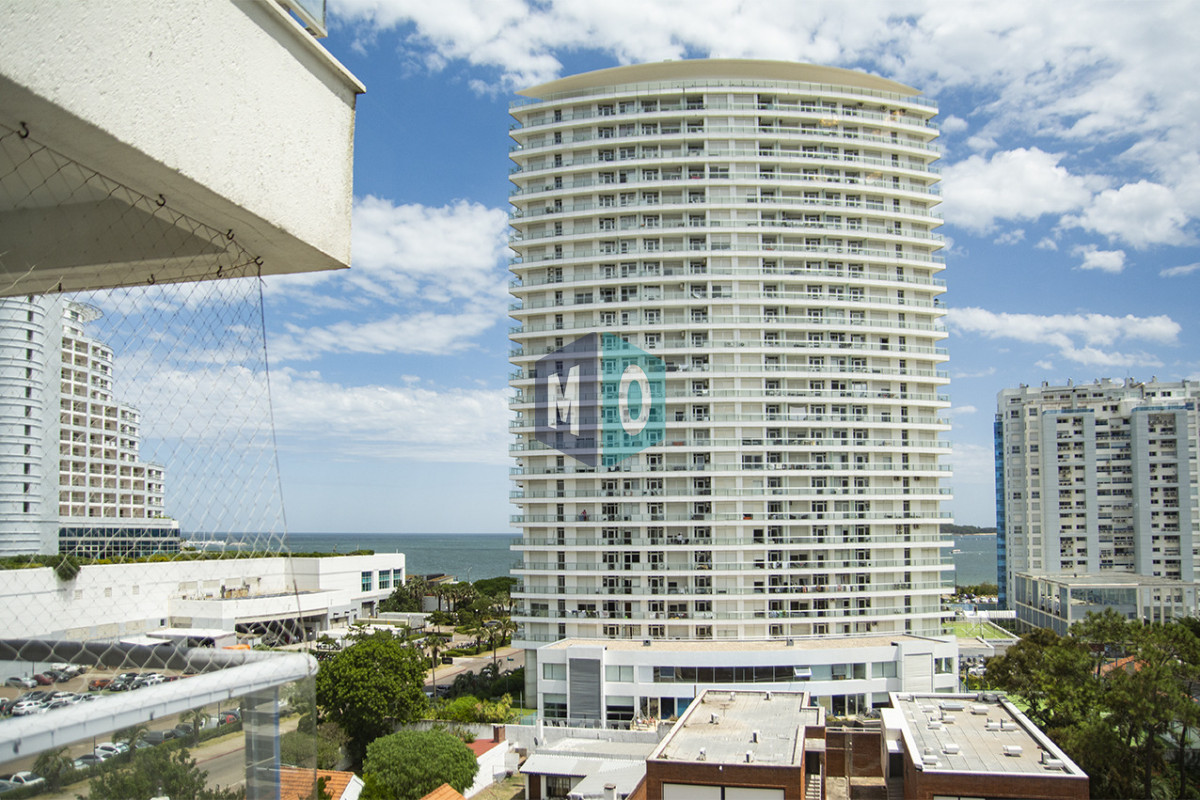 Apartamento ID.1103 - Apartamenro de 3 dormitorios a la venta en Punta del Este