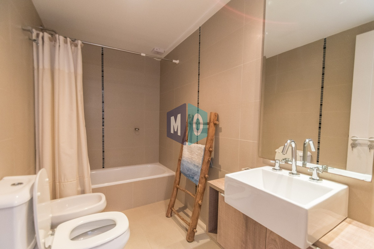 Apartamento ID.1081 - Vende Apartamento de 1 dormitorio en Gala Puerto, Punta del Este 