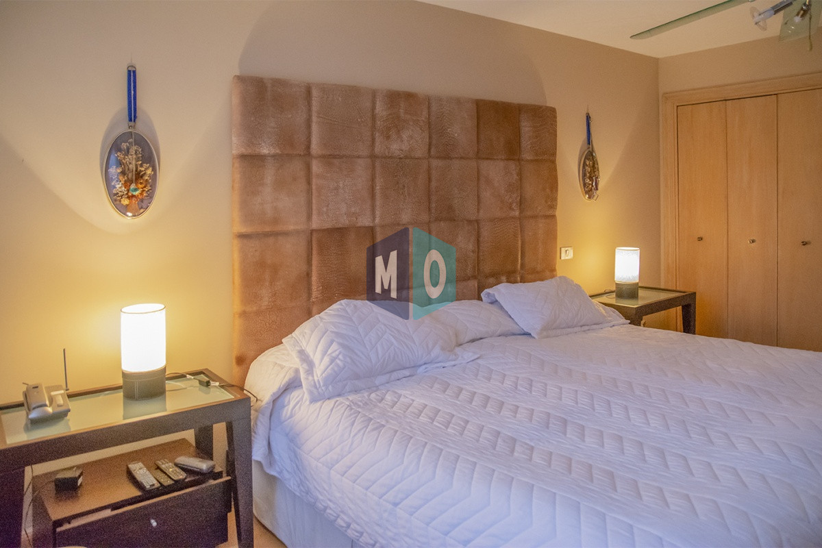 Apartamento ID.587 - Departamento en venta de 3 dormitorios en Torre Nueva York.