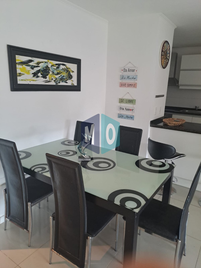 Apartamento ID.1159 - Apartamento en venta de 2 dormitorios en suite en Torre Moon,  Punta del Este