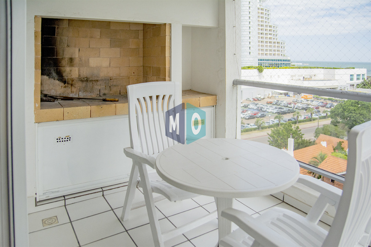 Apartamento ID.1103 - Apartamenro de 3 dormitorios a la venta en Punta del Este