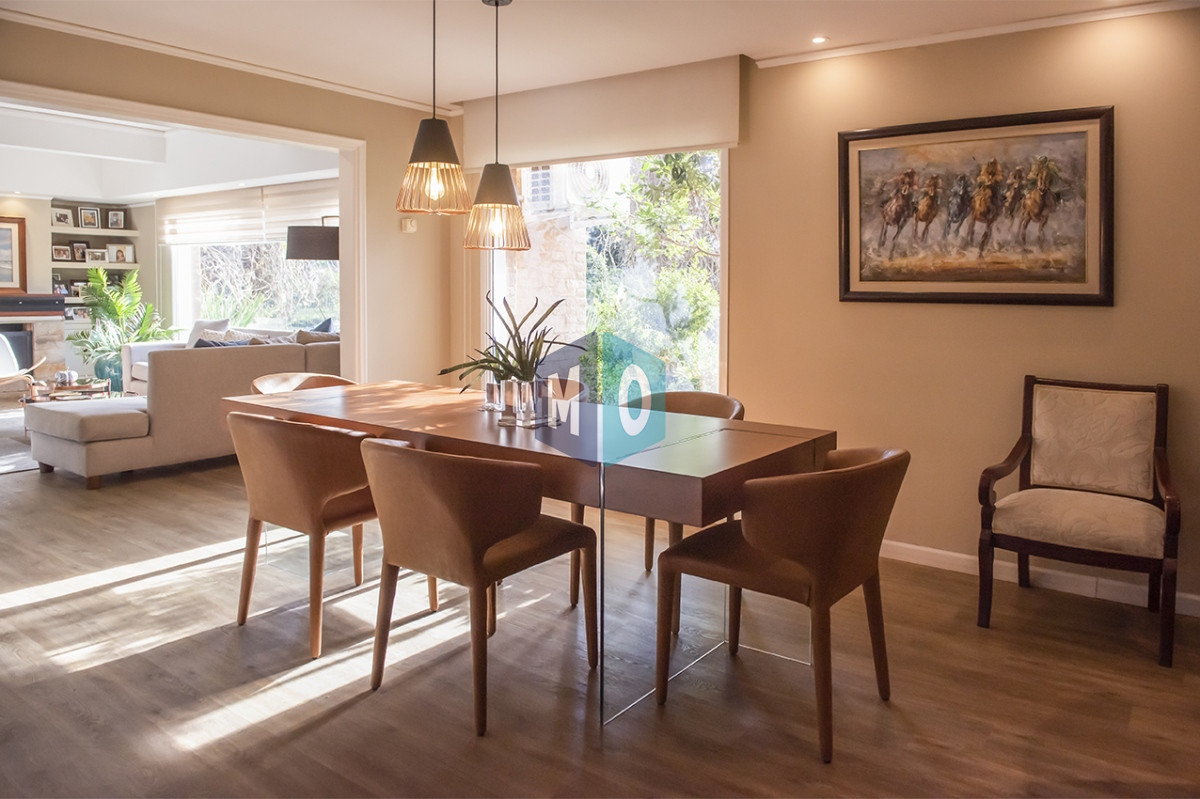 Casa ID.836 - Casa en Venta de 4 dormitorios en San Rafael , Punta del este 