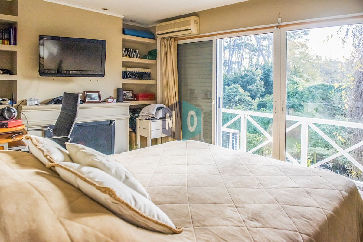 Casa ID.836 - Casa en Venta de 4 dormitorios en San Rafael , Punta del este 