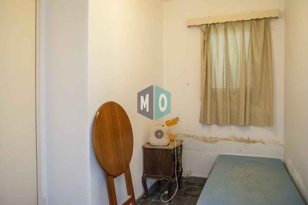 Casa ID.822 - VENDE CASA DE 3 DORMITORIOS EN PLAYA MANSA, CON AMPLIO TERRENO EN PUNTA DEL ESTE