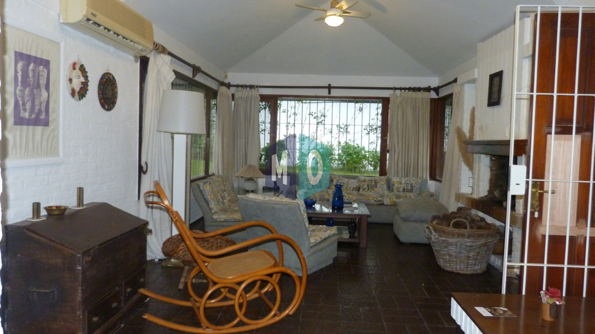 Casa ID.1164 - Casa en San rafael, 3 dormitorios y dependencia de servicio