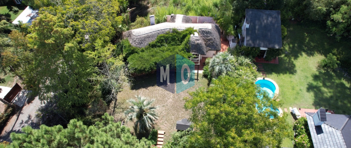 Casa ID.1167 - En venta casa de 1 dormitorio con dependencia en Cantegril