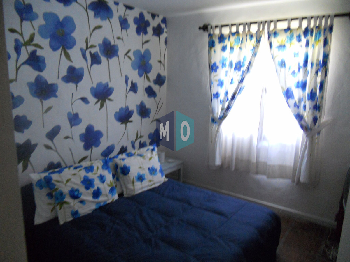 Casa ID.1166 - Chalet de 4 dormitorios, piscina y parrillero en venta, Zona tranquila. Punta del Este.