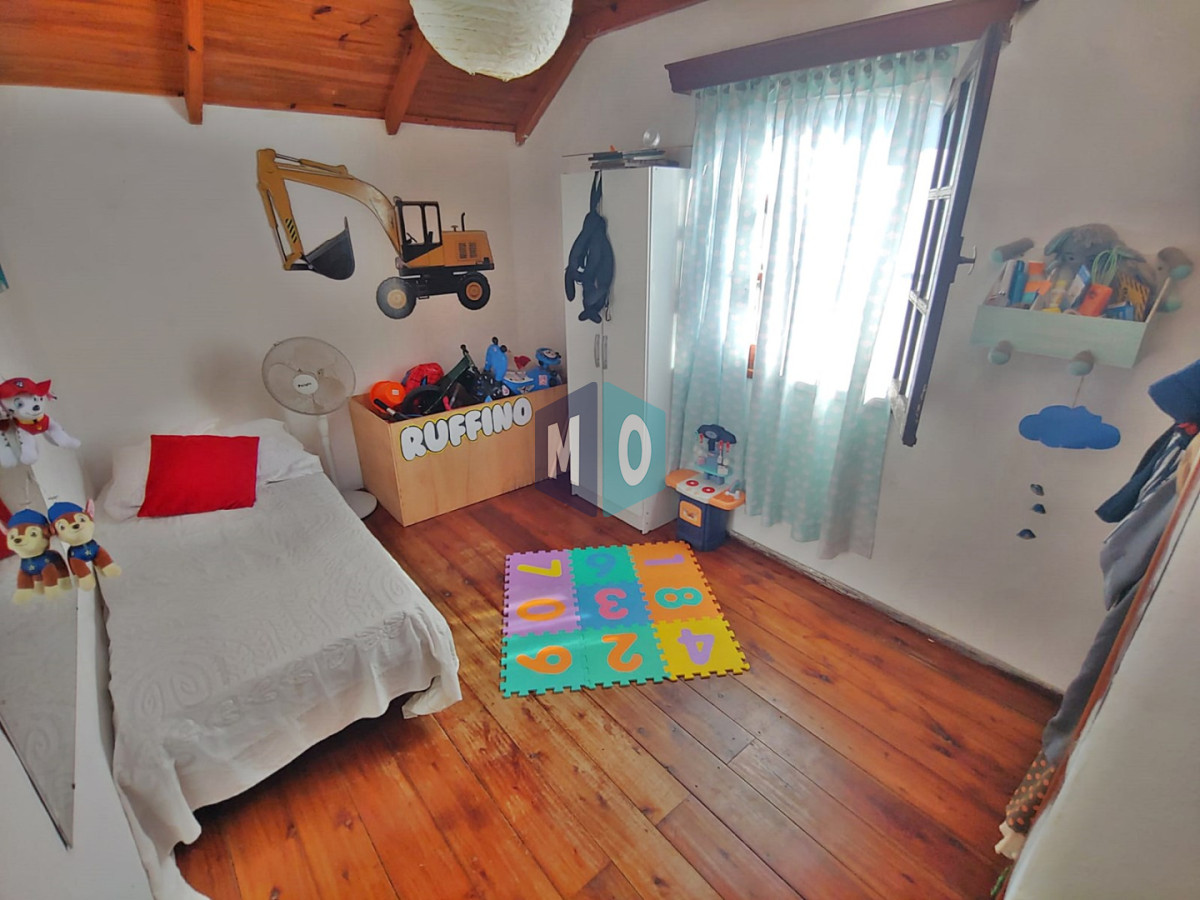 Casa ID.1165 - En venta casa de 4 dormitorios con piscina y parrillero en Las Delicias, Maldonado