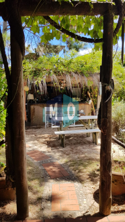Casa ID.533 - Chalet de 5 dormitorios en venta proximo al mar, La Barra