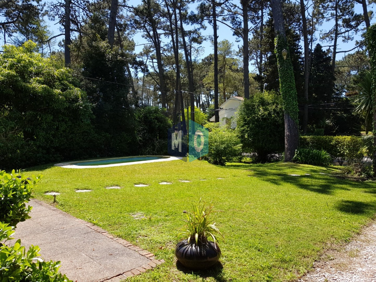 Casa ID.1164 - Casa en San rafael, 3 dormitorios y dependencia de servicio