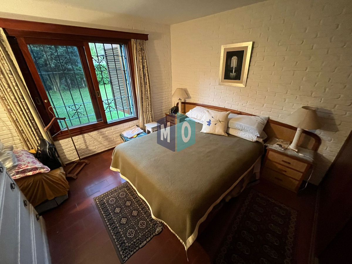 Casa ID.862 - Vende casa de 3 dormitorios en Pinares, Punta del Este 